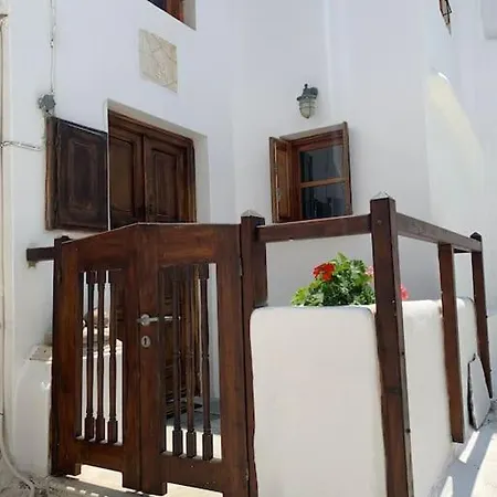 Traditional In The Heart Of Mykonos! Ferienhaus